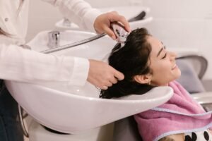 Why You Should Visit Esperano Beauty Salon Once
